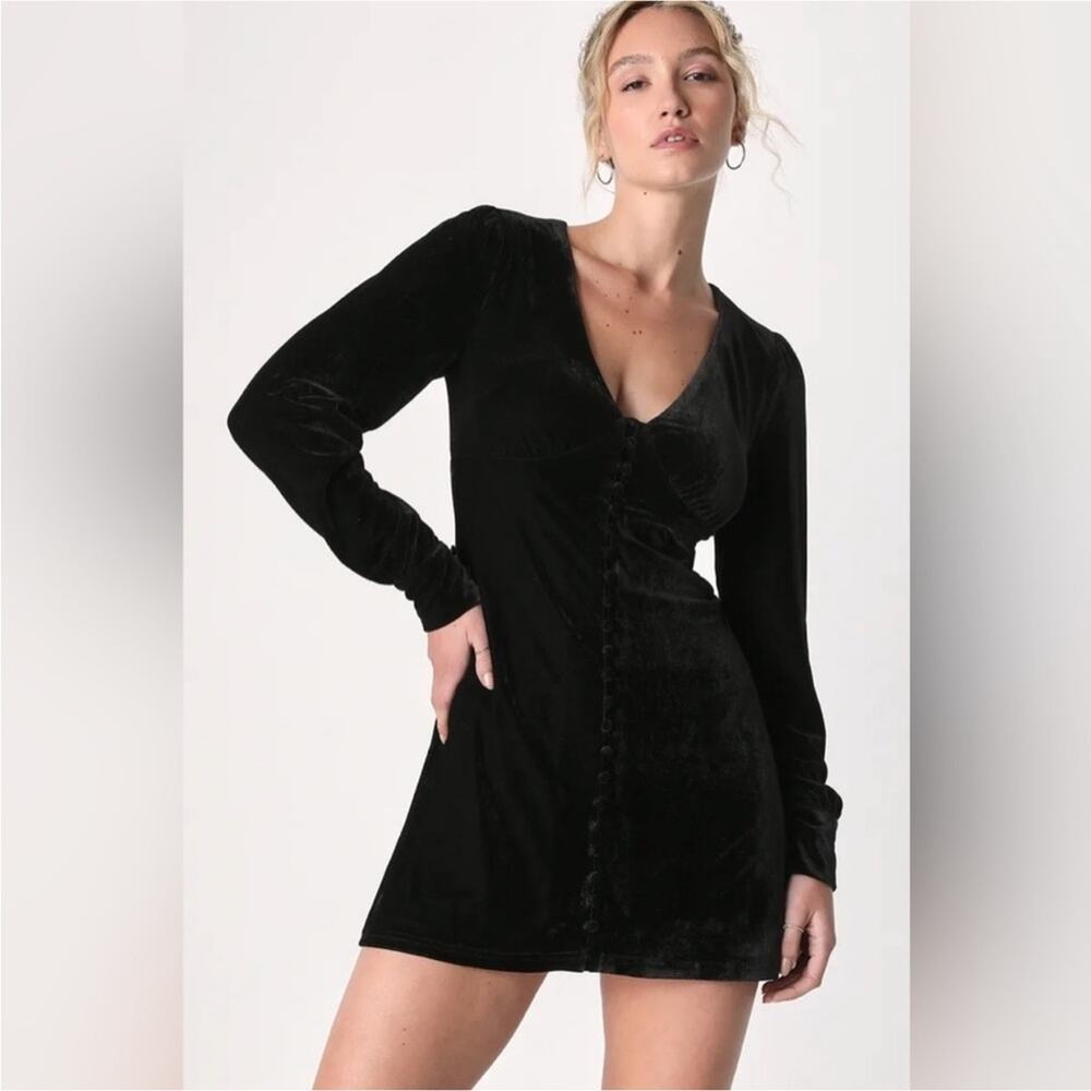 Lulu’s Make It Merry Black Velvet Long Sleeve Button Front Mini Dress XS